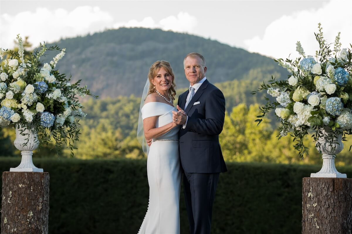 An Intimate Mountaintop Wedding in Cashiers, NC