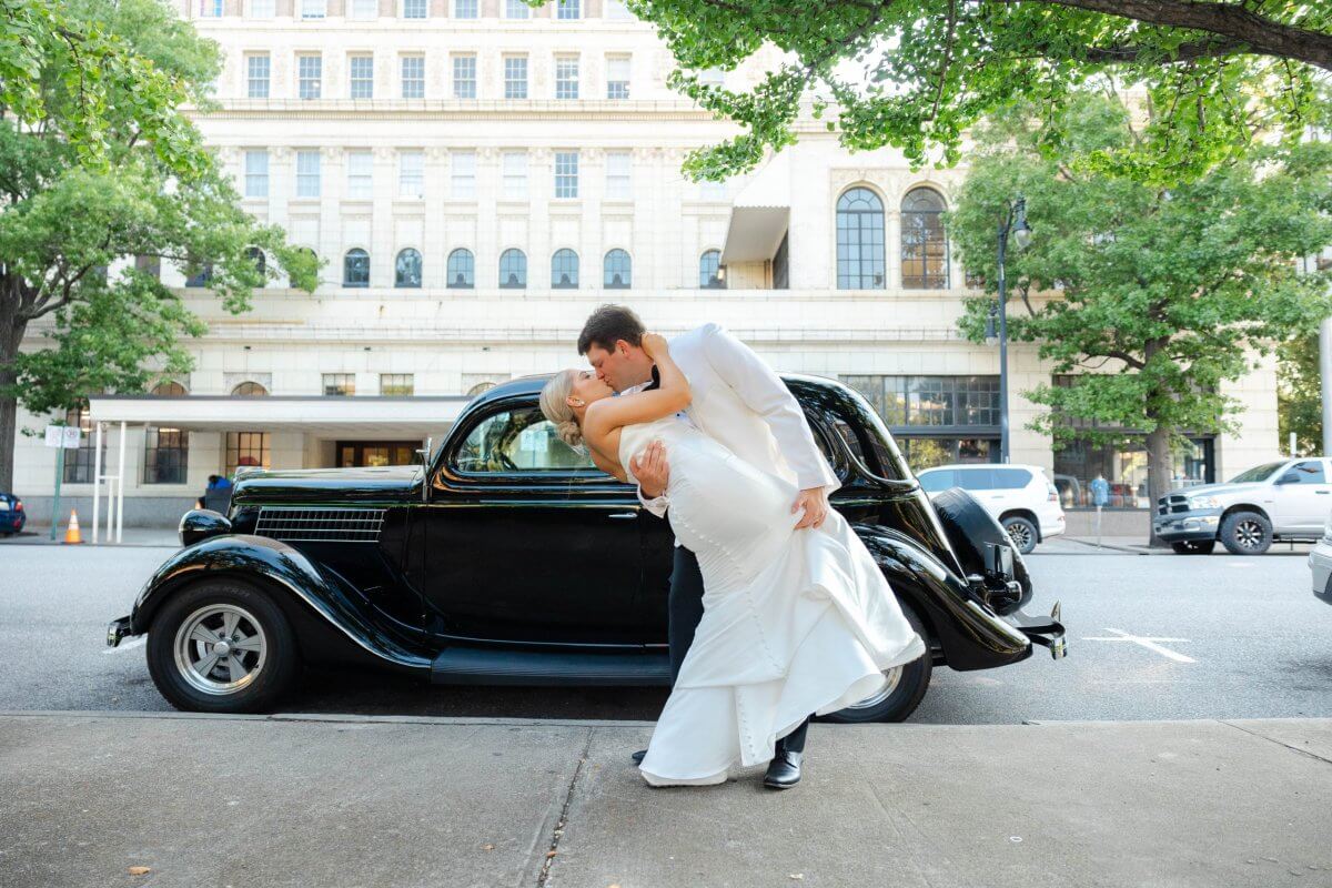 A Glamorous Birmingham Wedding at TJ Tower