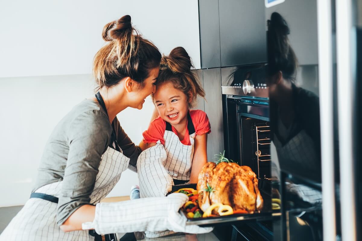 6 Tips from a Dietitian for a Healthier Holiday Season