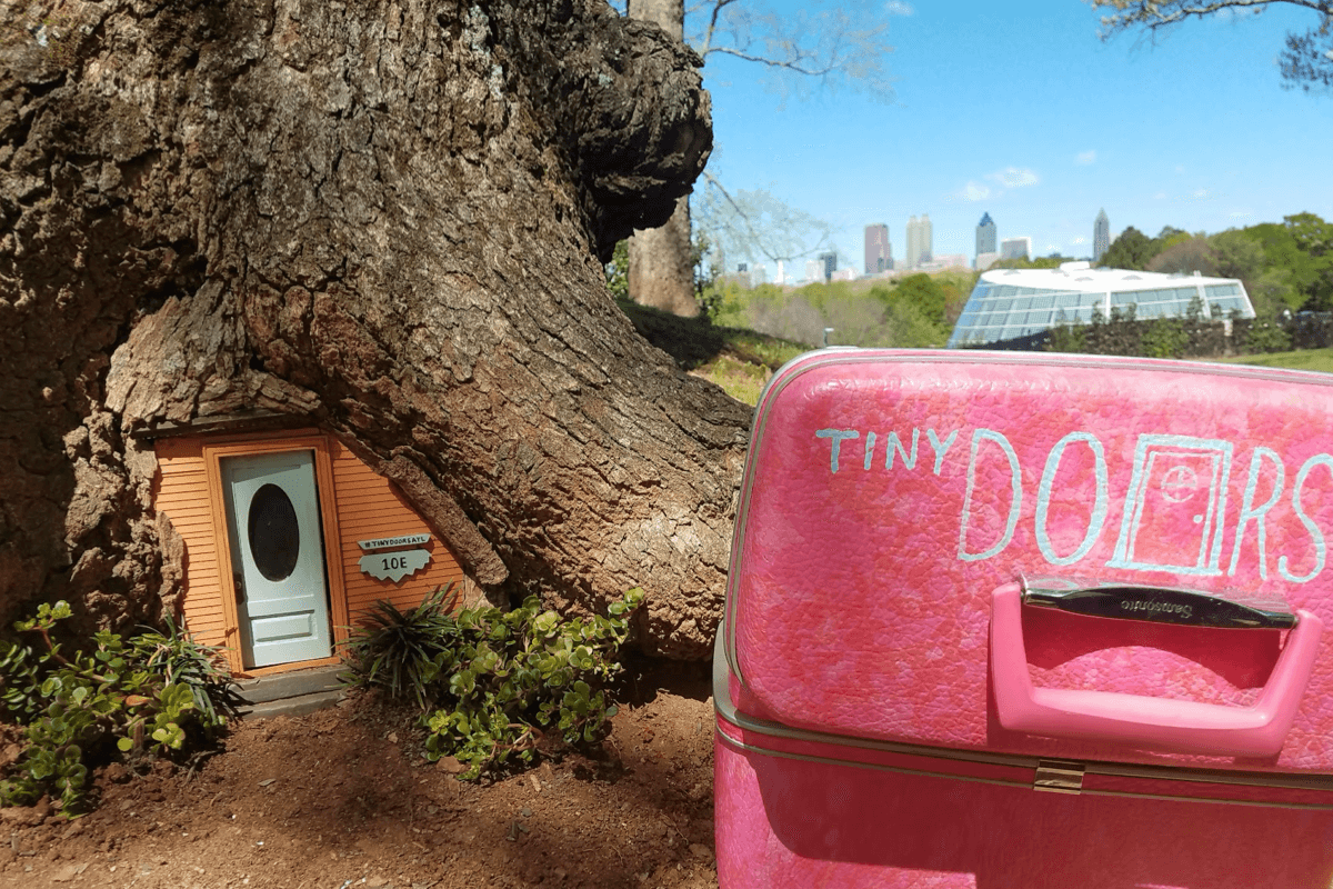 8 Quirky Scavenger Hunts to Try Around the South